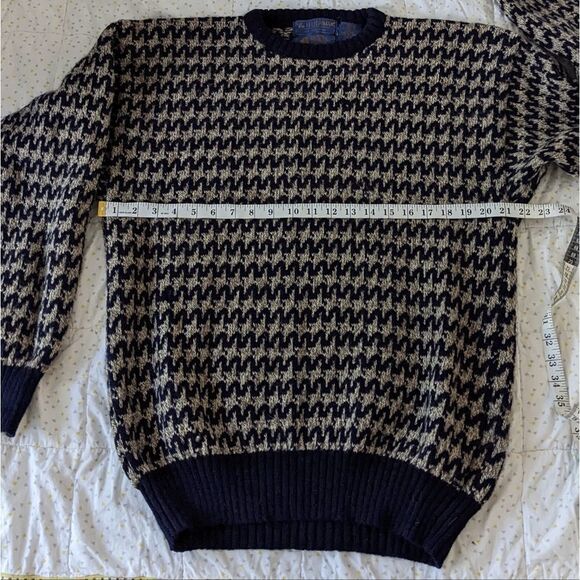 Vintage WM. H. Leishman wool hound tooth sweater graphic knit crew neck Large B3 - Picture 5 of 8